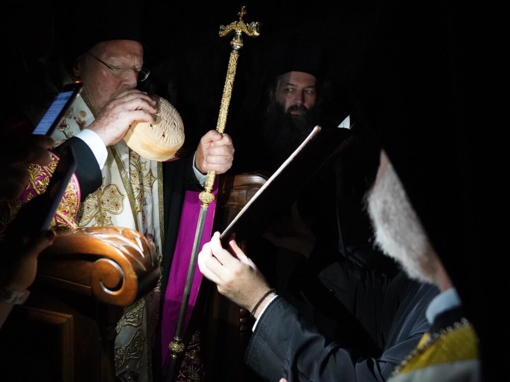 Πατριαρχική Θεία Λειτουργία στο Γλυκύ της Ίμβρου - Adologala.gr