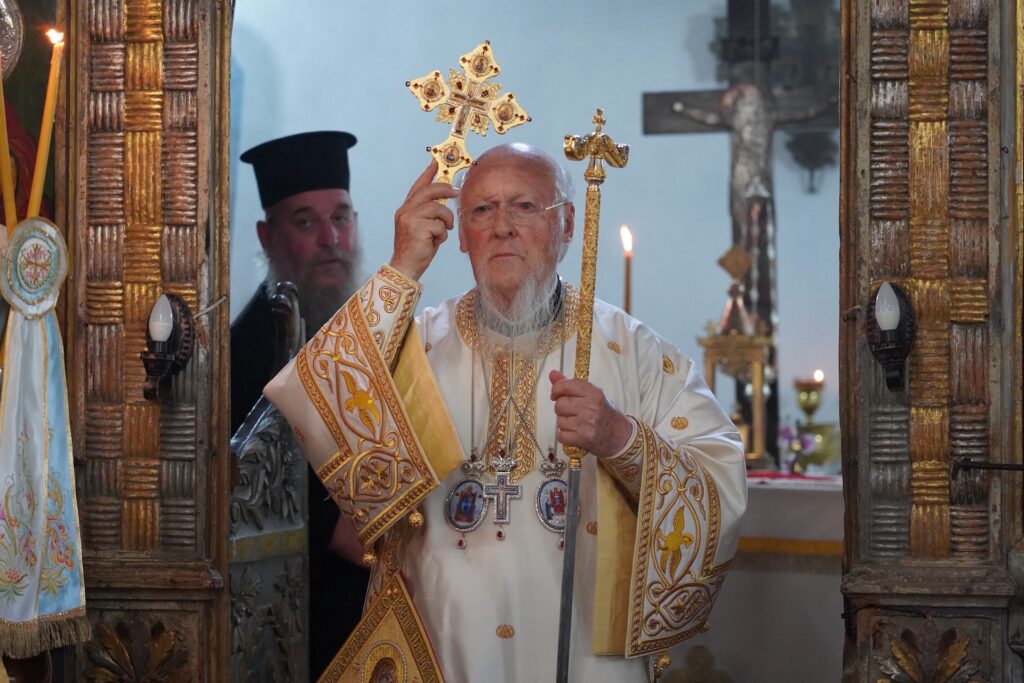 Πατριαρχική Θεία Λειτουργία στο Γλυκύ της Ίμβρου - Adologala.gr