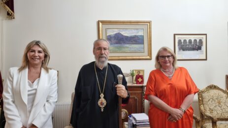 Συνάντηση του Αρχιεπισκόπου Κύπρου με την Υφυπουργό Παιδείας και Θρησκευμάτων της Ελλάδος - Adologala.gr