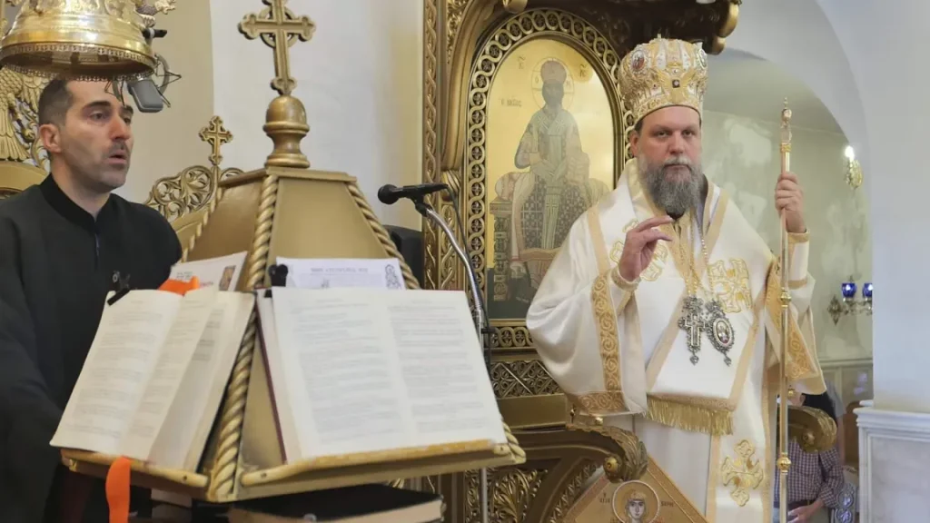 Τα προεόρτια της Κοιμήσεως της Υπεραγίας Θεοτόκου στο Ηράκλειο Αττικής - Adologala.gr 