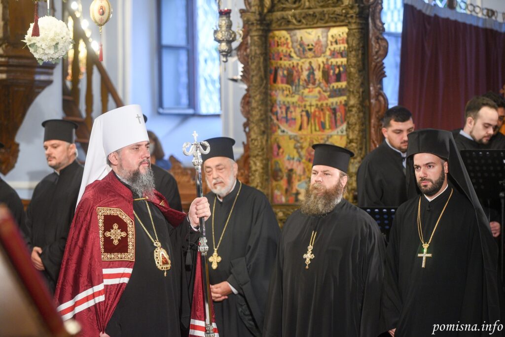 Λαμπρό συλλείτουργο Ορθοδόξων Προκαθημένων στην Θάσο - Adologala.gr