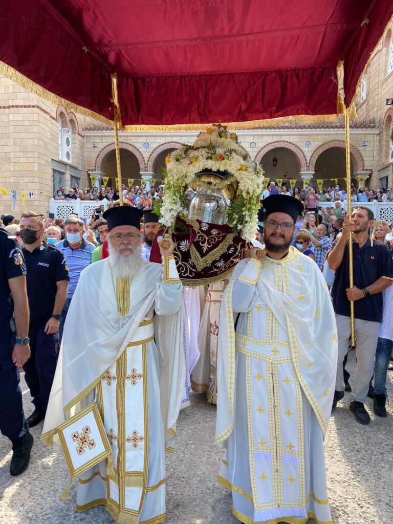 Αίγινα: Πολυαρχιερατική Θεία Λειτουργία για την Ανακομιδή των Ιερών Λειψάνων του Αγίου Νεκταρίου Επισκόπου Πενταπόλεως - Adologala.gr