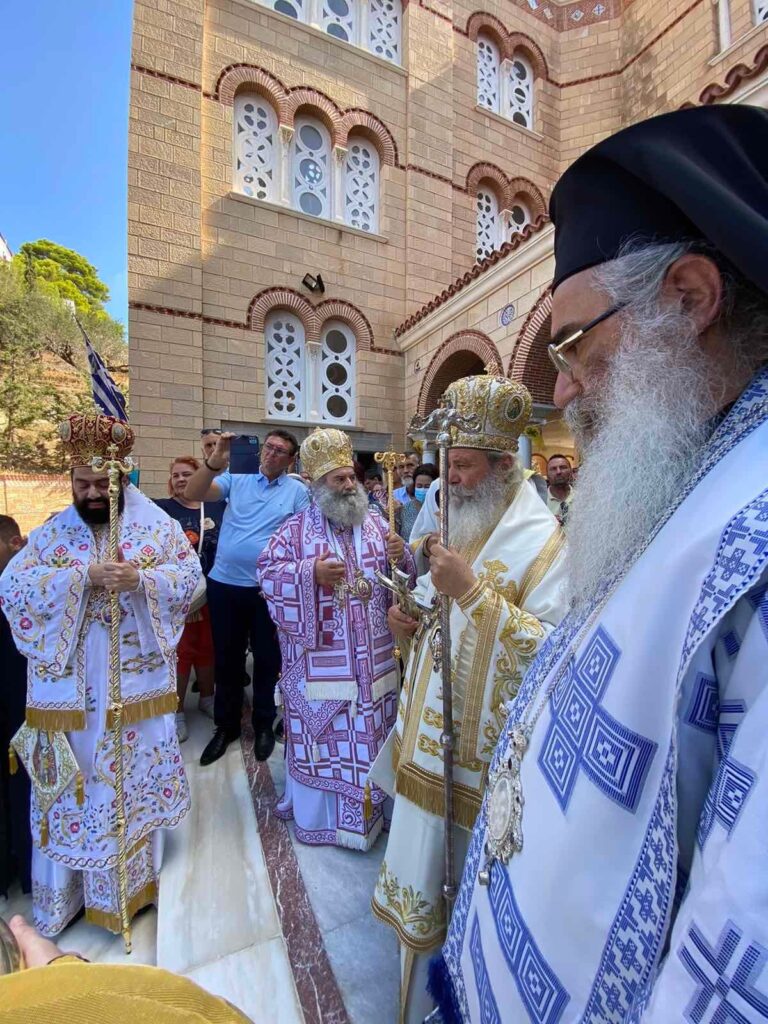Αίγινα: Πολυαρχιερατική Θεία Λειτουργία για την Ανακομιδή των Ιερών Λειψάνων του Αγίου Νεκταρίου Επισκόπου Πενταπόλεως - Adologala.gr