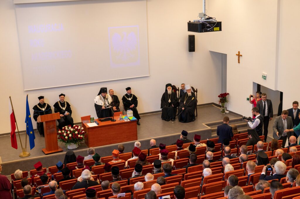 Επίτιμος διδάκτορας της Θεολογικής Ακαδημίας της Βαρσοβίας αναγορεύθηκε ο Αρχιεπίσκοπος Αλβανίας 