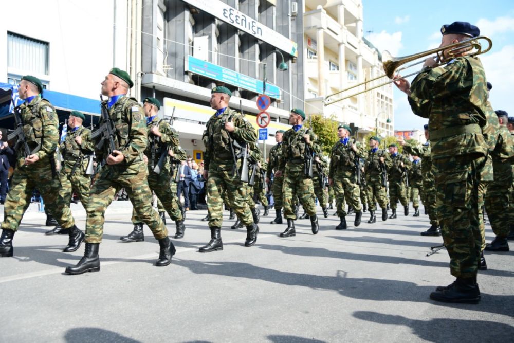 Λαμπρός ο Εορτασμός της Εθνικής Εορτής της 28ης Οκτωβρίου στη Λάρισα