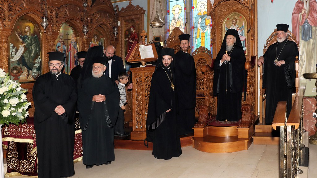 Πατριαρχική επίσκεψη στον Ιερό Ναό Αγίων Δώδεκα Αποστόλων Hertfordshire