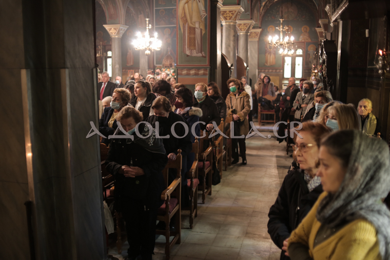 Ο Εσπερινός του Αγίου Αποστόλου Ανδρέα του Πρωτοκλήτου στο Γηροκομείο των Αθηνών (Φωτορεπορτάζ)