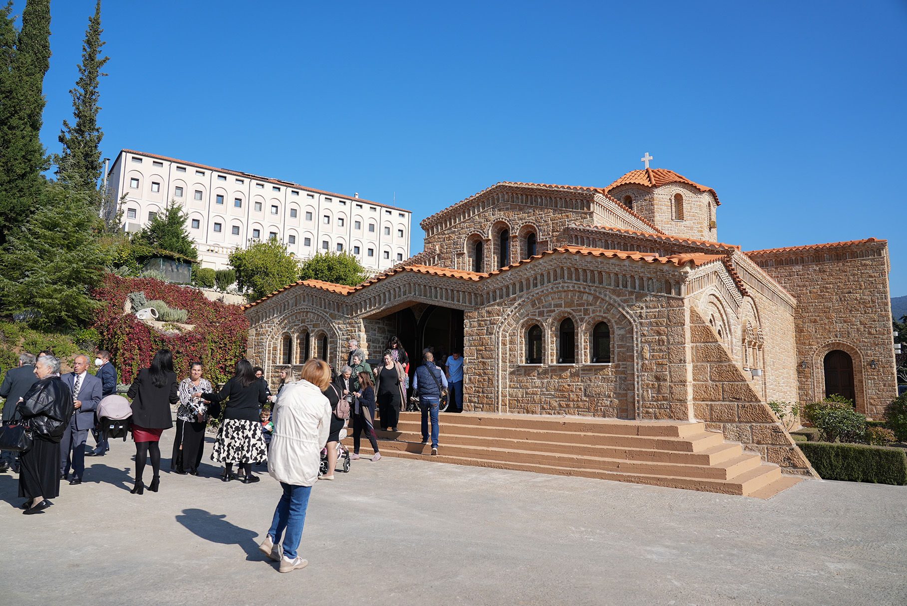 mitropolitis_larisis_iera_moni_agiou_nektariou_trikorfo_trikorfou_eidiseis_nea_ellada_orthodoxia_adologala (2)