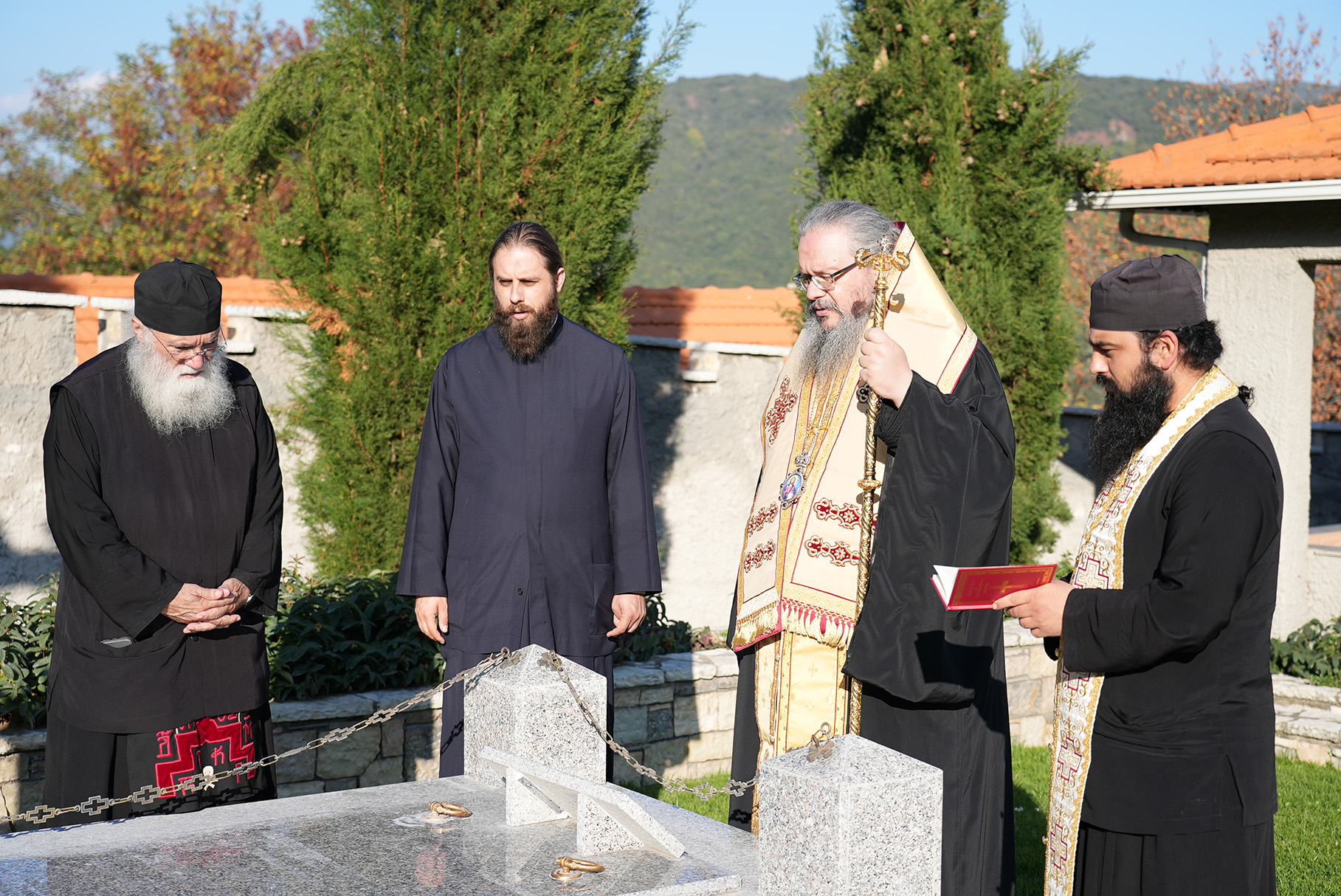 mitropolitis_larisis_ieronimos_eidiseis_trikorfo_fokidos_nektarios_moulatsiotis_nea_ellada (2)