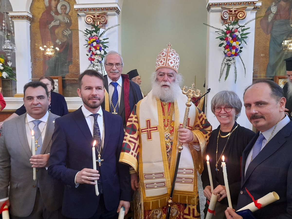 Θυρανοίξια Κοινοτικού Ναού Αγίας Αικατερίνης Σουέζ από τον Πατριάρχη Αλεξανδρείας Θεόδωρο 