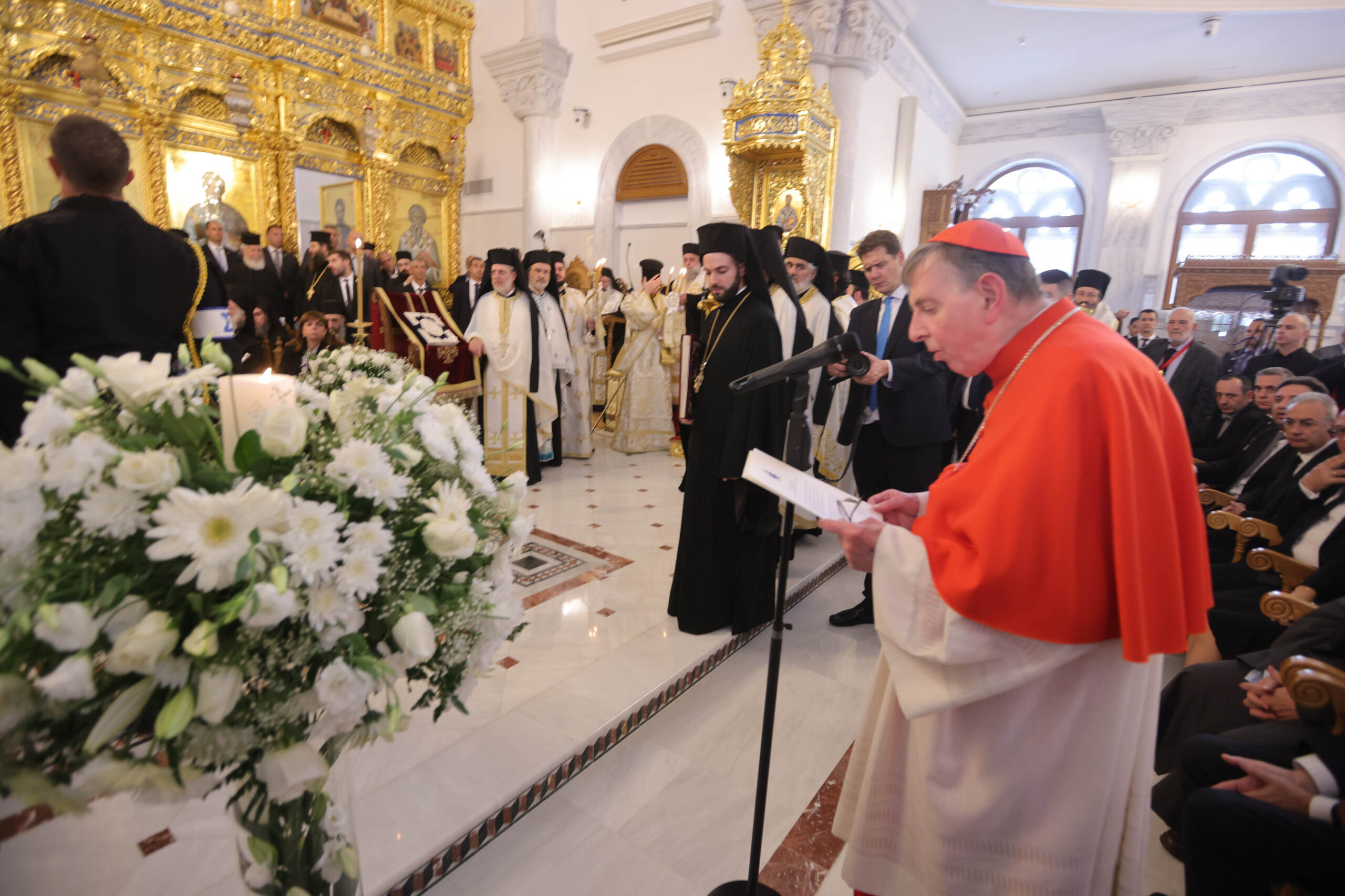 Η Εξόδιος Ακολουθία και η ταφή του Αρχιεπισκόπου Κύπρου Χρυσοστόμου
