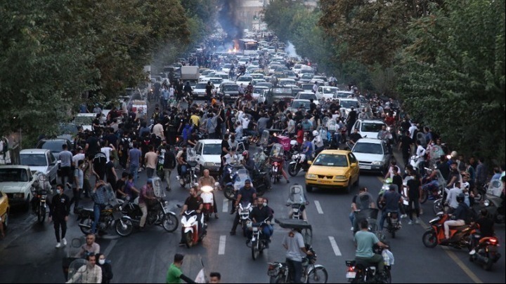 Νέες διαδηλώσεις στο Ιράν - Νεκρός ένας έφηβος