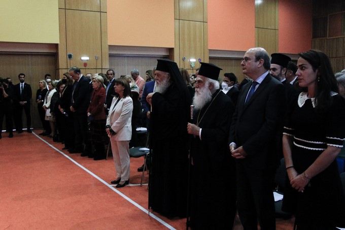 Ο Αρχιεπίσκοπος Ιερώνυμος στην εκδήλωση για τα 50 χρόνια από την ίδρυση της εταιρείας «πόρτα ανοιχτή»