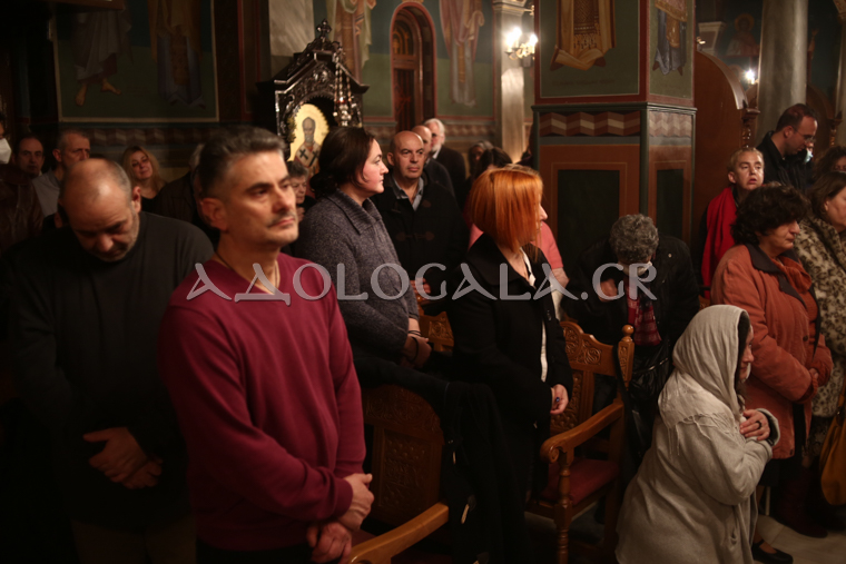 ΦΩΤΟΡΕΠΟΡΤΑΖ: Η εορτή των Χριστουγέννων στο Γηροκομείο Αθηνών