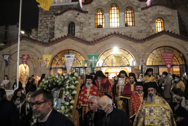 Μεθέορτος Εσπερινός & Ιερά Λιτάνευση της προστάτιδας του Πυροβολικού, Αγίας Βαρβάρας στη Δάφνη