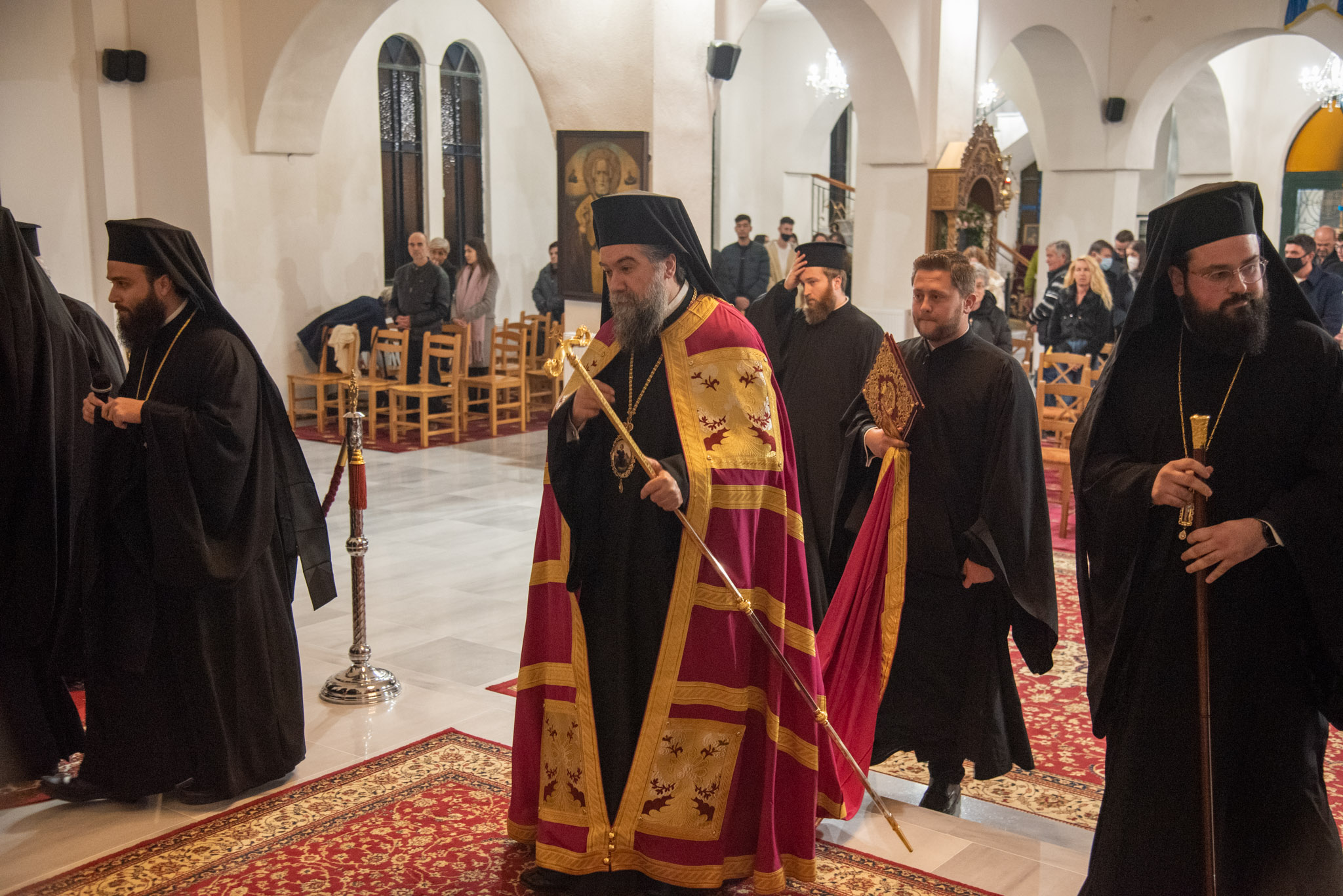 Σερρών Θεολόγος Οι άγιοι, το πνευματικό αντίβαρο στην κρίση των ημερών