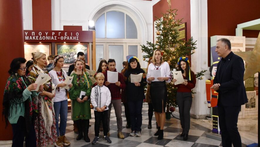Τα κάλαντα άκουσε ο Υφυπουργός Εσωτερικών Σταύρος Καλαφάτης