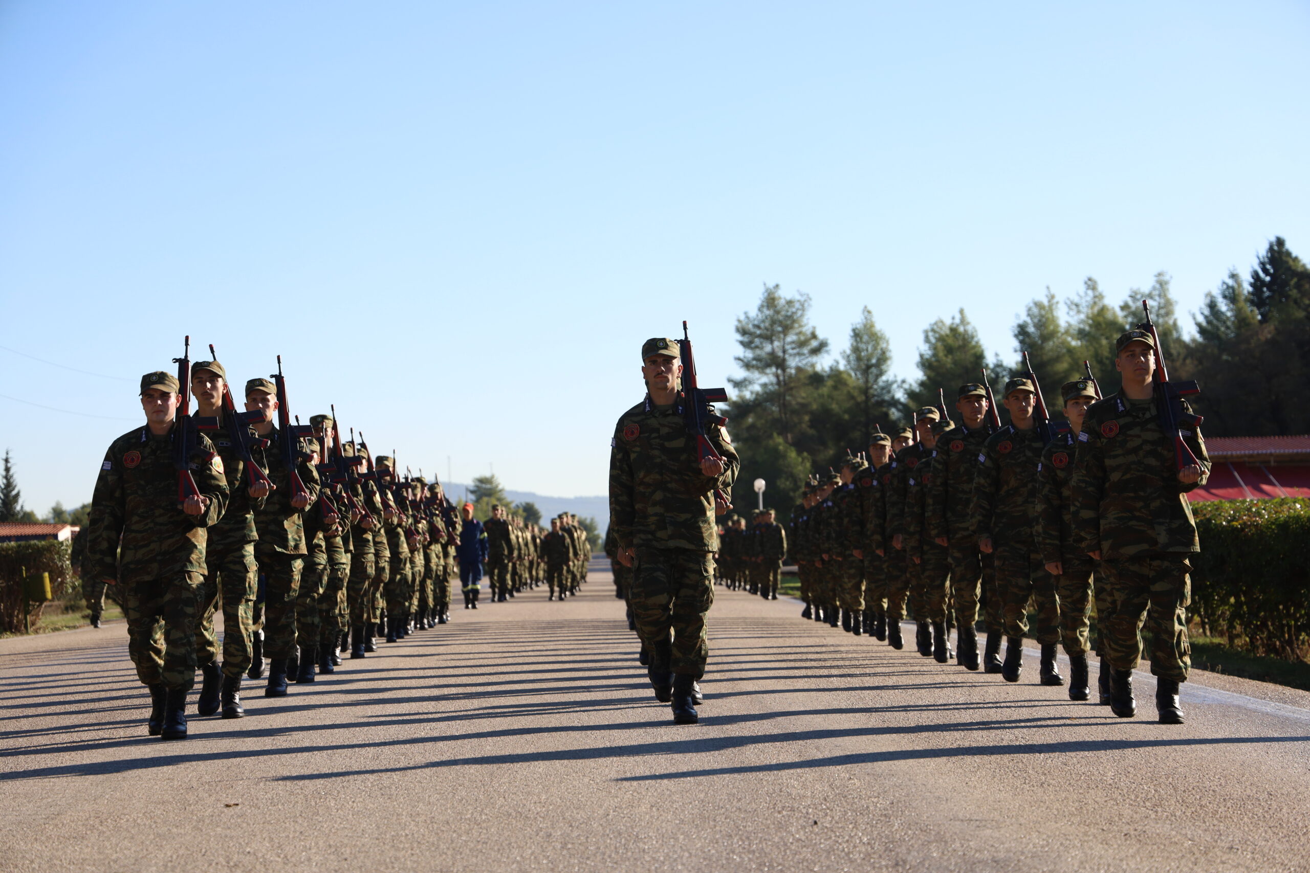 Τελετή ολοκλήρωσης στρατιωτικής εκπαίδευσης των πρωτοετών Δοκίμων Ανθυποπυραγών και Πυροσβεστών