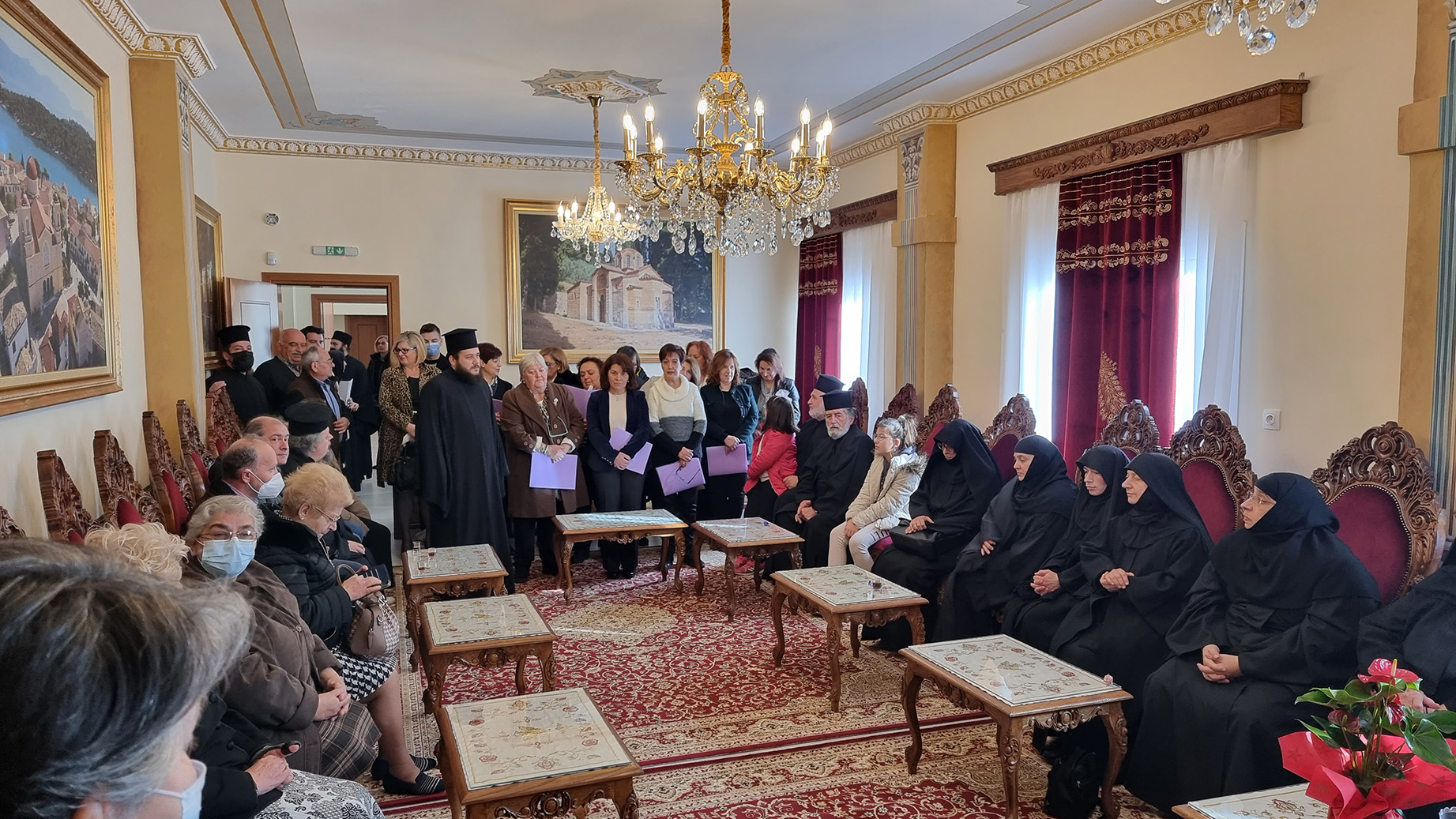 Την βασιλόπιτα ευλόγησε ο Μητροπολίτης Φωκίδος Θεόκτιστος