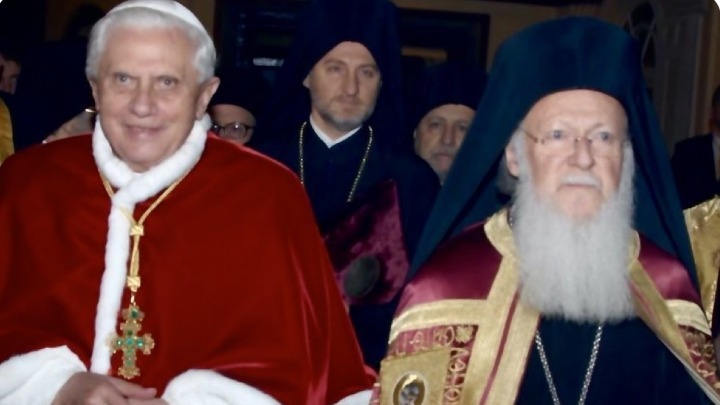 Αμερικής Ελπιδοφόρος: «Ο Πάπας Βενέδικτος ο ΙΣΤ’ ήταν αφιερωμένος στον διάλογο»