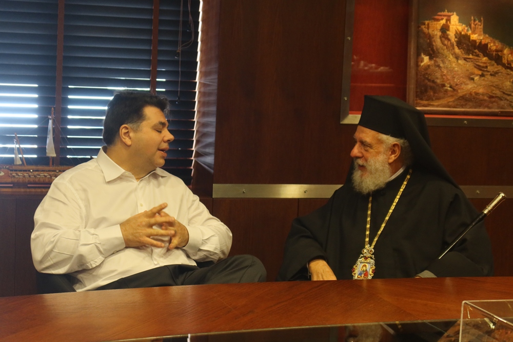 Με τον Πρέσβη των ΗΠΑ στην Ελλάδα, Γιώργο Τσούνη συναντήθηκε ο Μητροπολίτης Σύρου Δωρόθεος