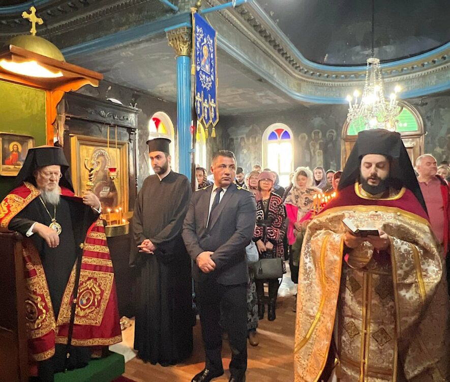 Ο Οικουμενικός Πατριάρχης συνεόρτασε με την ρωσόφωνη παροικία της Πόλεως τα Χριστούγεννα