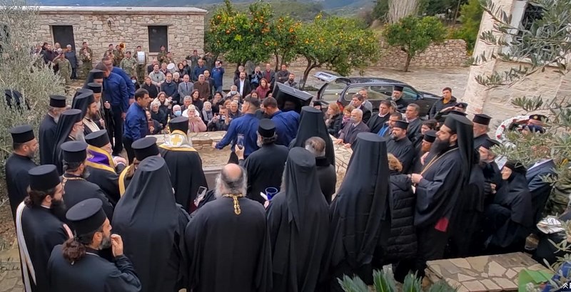 Στη Σάμο τελέστηκε η νεκρώσιμος ακολουθία του πρώην Πατριάρχη Ιεροσολύμων Ειρηναίου 