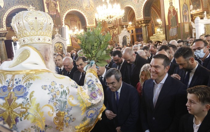 Στον Πειραιά για την εορτή των Θεοφανείων ο Αρχιεπίσκοπος Ιερώνυμος 