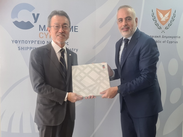 Συνάντηση Υφυπουργού Ναυτιλίας με τον νέο Πρέσβη της Ιαπωνίας στην Κύπρο