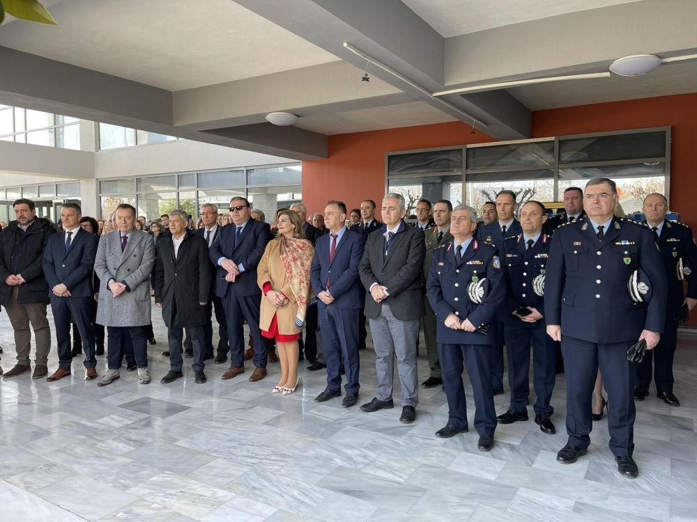 Τρισάγια πεσόντων στρατιωτικών στην Μητρόπολη Λαρίσης 