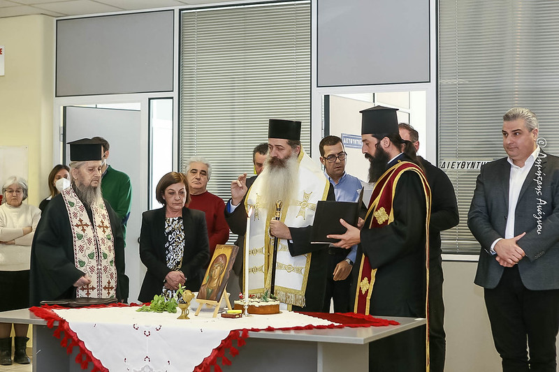 Φορείς, συλλόγους και σχολεία σε όλη την Φθιώτιδα ευλόγησε ο Μητροπολίτης Συμεών 