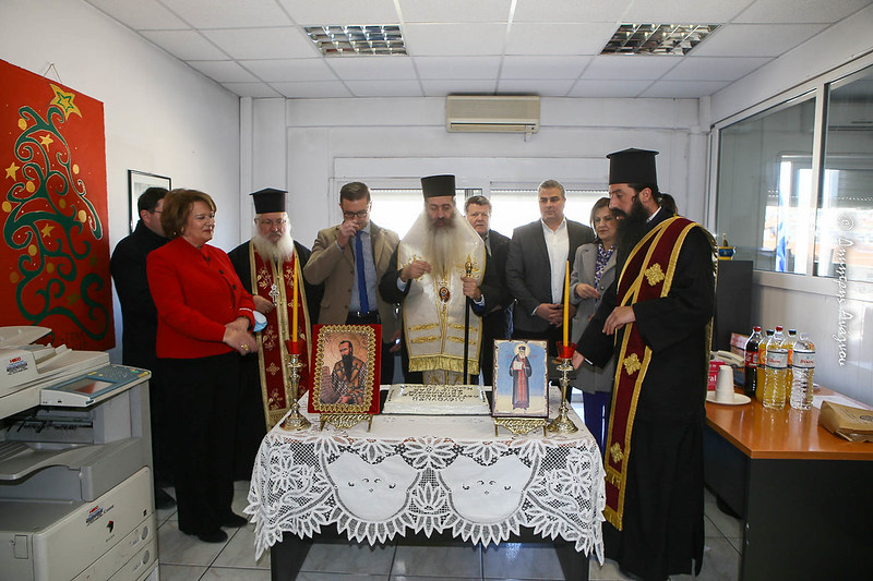 Φορείς, συλλόγους και σχολεία σε όλη την Φθιώτιδα ευλόγησε ο Μητροπολίτης Συμεών 