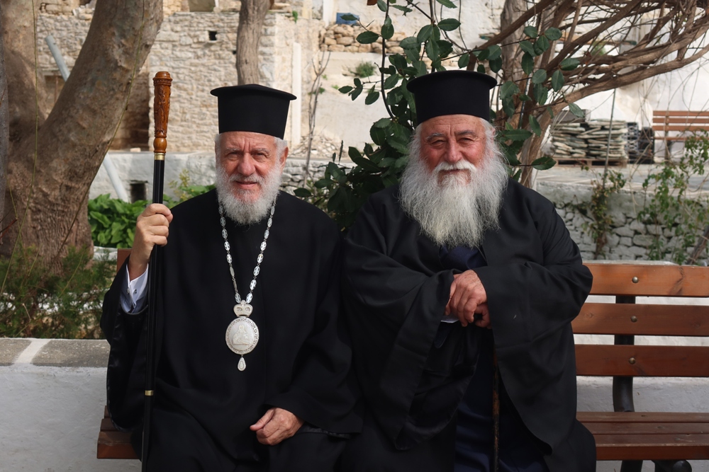 Η Πρώτη Ακολουθία των Προηγιασμένων Τιμίων Δώρων στη Φολέγανδρο
