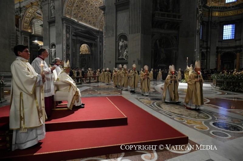 Βατικανό Με λαμπρότητα η Ανάσταση για του Ρωμαιοκαθολικούς