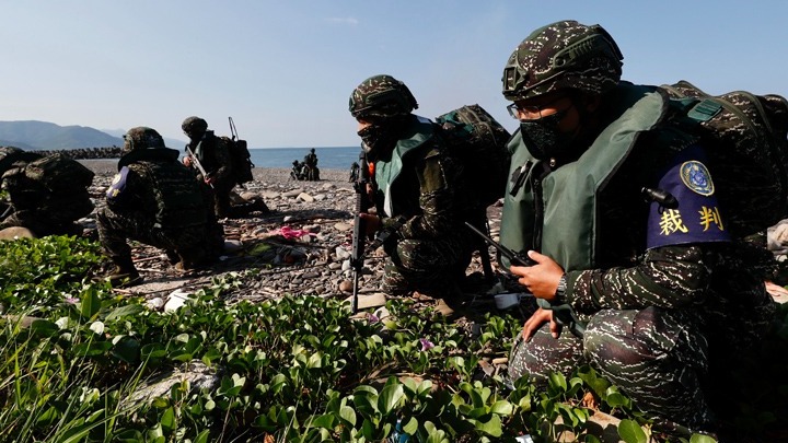 Εκπαίδευση του στρατού της Ταϊβάν για αντιμετώπιση ενδεχόμενης περικύκλωσης του νησιού