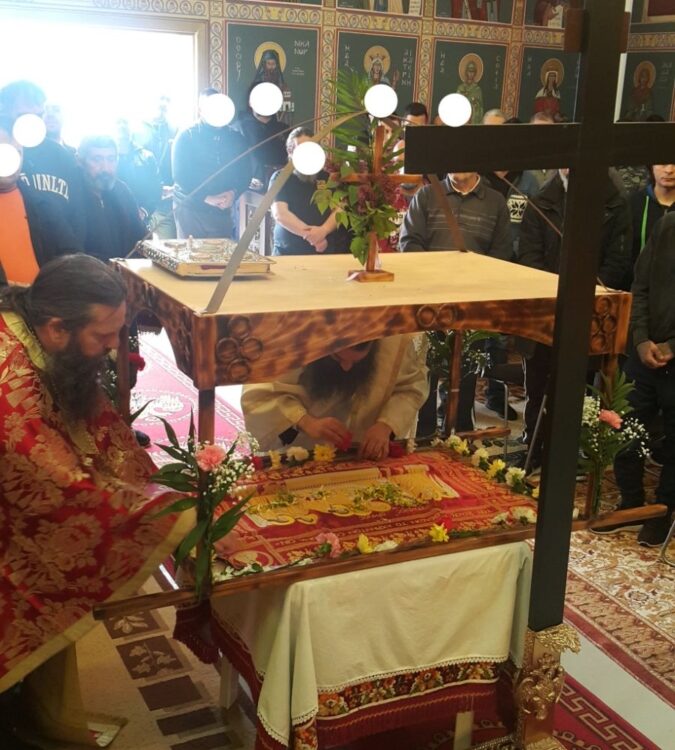 Επιτάφιος στις Φυλακές, Άνοιξη στις καρδιές