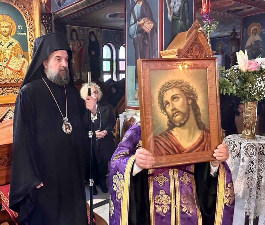 Η Ακολουθία του Νυμφίου στον Ιερό Ναό Αγίου Ευσταθίου στο Κοντοχώρι της Σαντορίνης