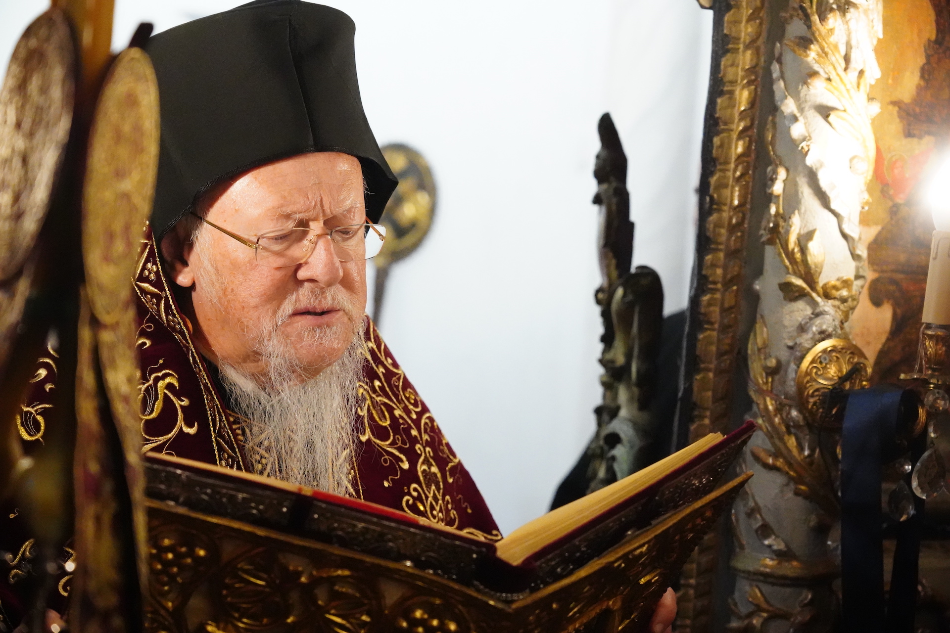 Η Ακολουθία των Παθών του Κυρίου στο χωριό των Αγίων Θεοδώρων της νήσου Ίμβρου