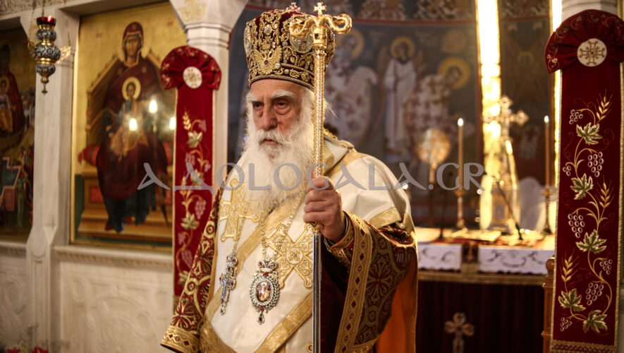 Μητρόπολη Νέας Σμύρνης: Η Εορτή της Παναγίας Ζωοδόχου Πηγής στους Τράχωνες Αλίμου (Φωτορεπορτάζ)