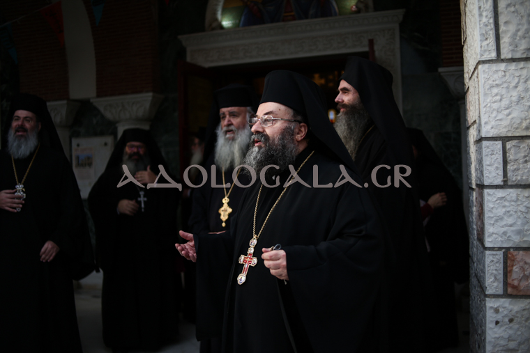 Ο Λαρίσης Ιερώνυμος στην Αγία Ειρήνη Γαλατσίου (Φωτορεπορτάζ)