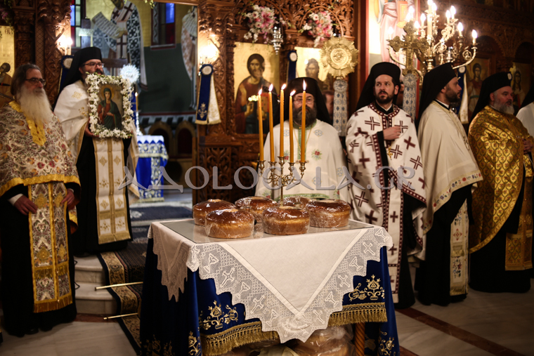 Ο Λαρίσης Ιερώνυμος στην Αγία Ειρήνη Γαλατσίου (Φωτορεπορτάζ)