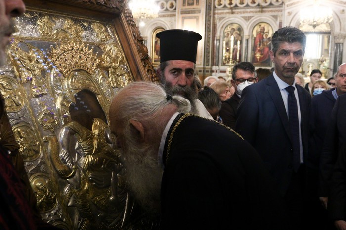 Αναχώρησε η Ιερά Εικόνα της Παναγίας «Άξιον Εστι» από την Αθήνα - Το προσκύνημα έλαβε τέλος