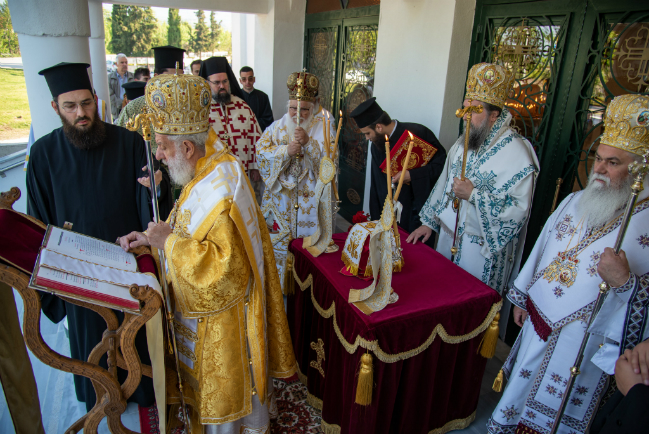 Εγκαίνια Ιερού Ναού Αγίου Βασιλείου στον Λευκώνα Σερρών από τον Μητροπολίτη Θεολόγο 