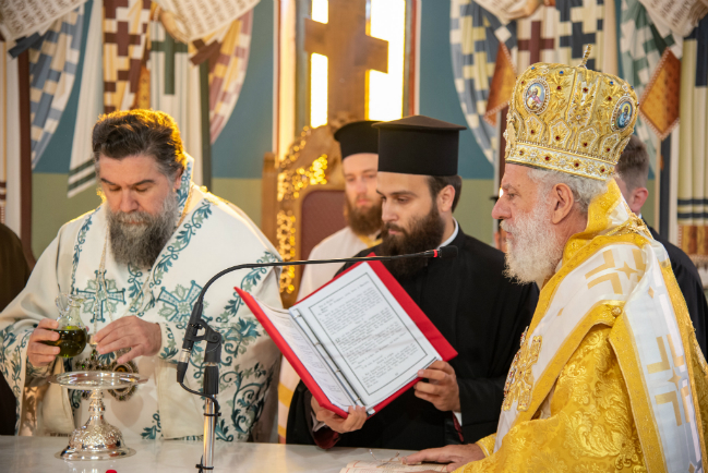 Εγκαίνια Ιερού Ναού Αγίου Βασιλείου στον Λευκώνα Σερρών από τον Μητροπολίτη Θεολόγο 