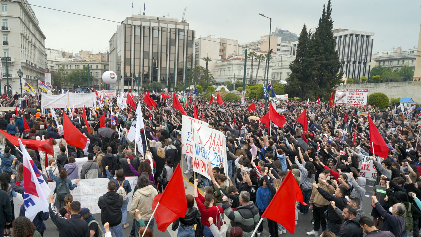 Εκατομμύρια εργατών σε Συλλαλητήρια της Πρωτομαγιάς σε όλο τον κόσμο (Εικόνες)