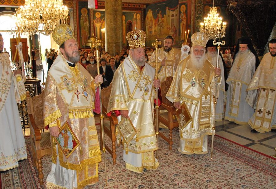 Η πόλη της Νέας Σμύρνης εορτάζει την πολιούχο της Αγία Φωτεινή