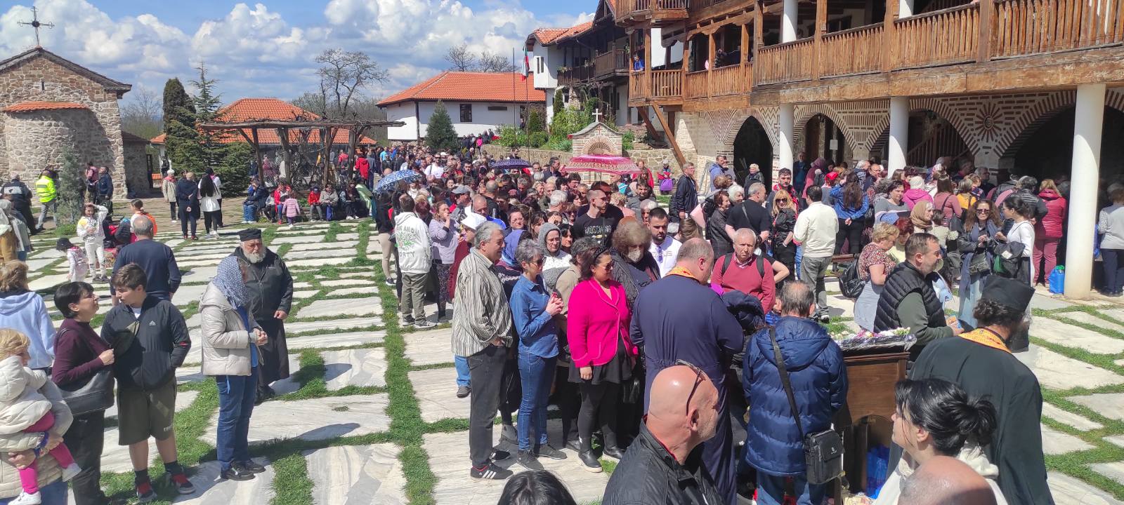 Ιερό προσκύνημα του λειψάνου του Αγίου Γεωργίου από τη Νιγρίτα στη Βουλγαρία