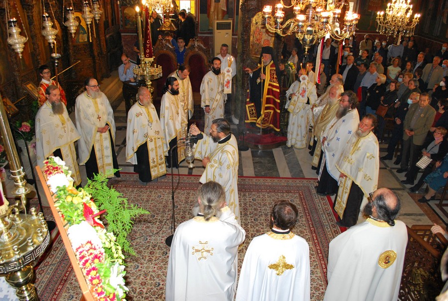 Μεθέορτος Εσπερινός και πάνδημη Λιτανεία της Εικόνας της Αγίας Φωτεινής