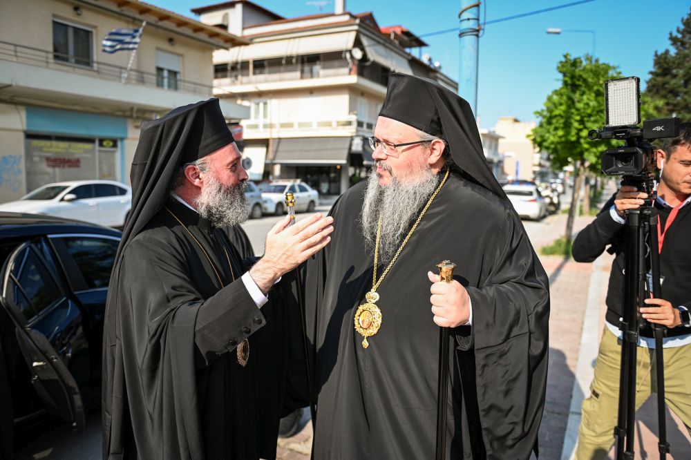 Στη Λάρισα έφθασε ο Αρχιεπίσκοπος Αυστραλίας Μακάριος - Ξεκίνησαν οι εορτασμοί για τον Πολιούχο της πόλης, Άγιο Αχίλλιο 