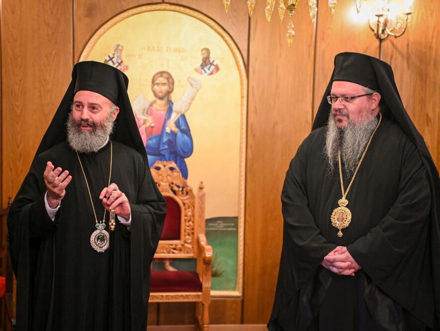 Στη Λάρισα έφθασε ο Αρχιεπίσκοπος Αυστραλίας Μακάριος - Ξεκίνησαν οι εορτασμοί για τον Πολιούχο της πόλης, Άγιο Αχίλλιο